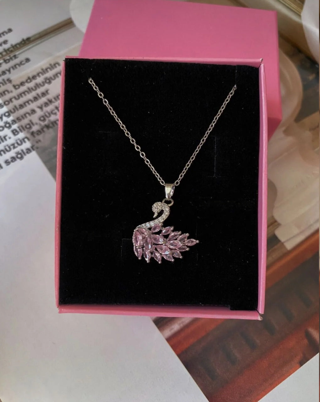 Pembe Kuğulu Gümüş Swan Kolye